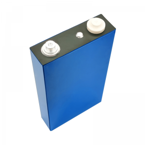 Lithium -iontový bateriový článek LiFePO4 3,2 V 130 Ah pro bateriový modul vysokozdvižného vozíku